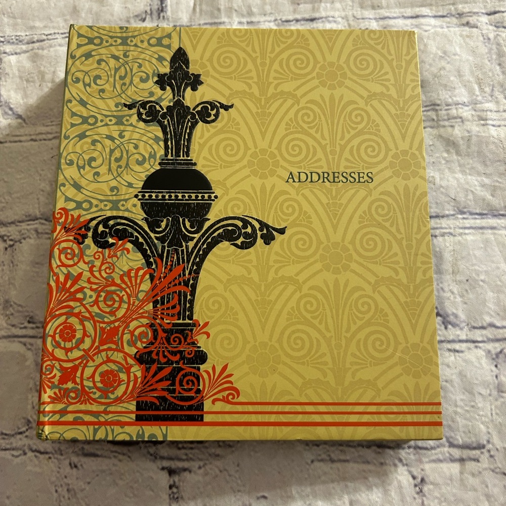 OFFICE MAX DIVOGA ADDRESS BOOK INCLUDES A-Z TABS (2009) PAISLEY AND APPLIQUÉ